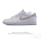 公司级 耐克 乔丹Air Jordan 1 Low Aj1 乔1 乔丹1代Aj1 低帮复古文化休闲运动篮球鞋。从1985 年面世的元年款汲取设计灵感，采用简洁大