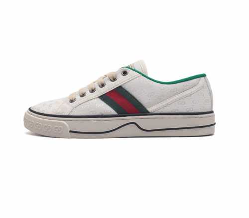 Gucci 古奇 小白鞋 古驰奢侈品女运动板鞋 休闲鞋子 Gucci Tennis 1977老花鞋 经典耐穿 复古感满满的gucci老花鞋老花满印板鞋 生胶底