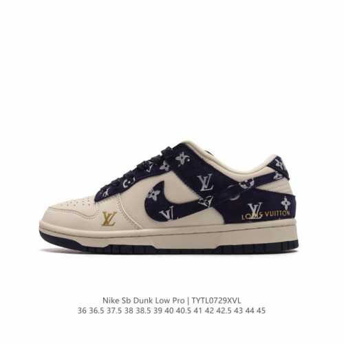 耐克 Nike Dunk Low Retro 运动鞋经典复古板鞋 路易威登联名。作为 80 年代经典篮球鞋款，起初专为硬木球场打造，后来成为席卷街头的时尚标杆，