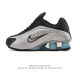 新品 耐克 Nike Shox R4 科技感运动鞋。金属质感鞋面 + 超大气柱 球鞋！Nike Shox R4上脚超炫酷Nike Shox R4十年经典鞋款，复