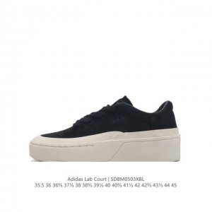 公司级 Adidas Labcourt 百搭休轻闲松适舒 耐磨透气低帮 鞋板 男女款同 色黑 鞋面使了用绒毛麂皮 ，鞋鞋和面连底接处用使了边包处理，起看来更精加