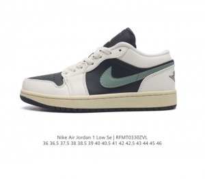 耐克 乔丹air Jordan 1 Low Aj1 乔1 乔丹1代aj1 低帮复古文化休闲运动篮球鞋 该鞋款从 1985 年元年款汲取设计灵感 焕新演绎简约经典