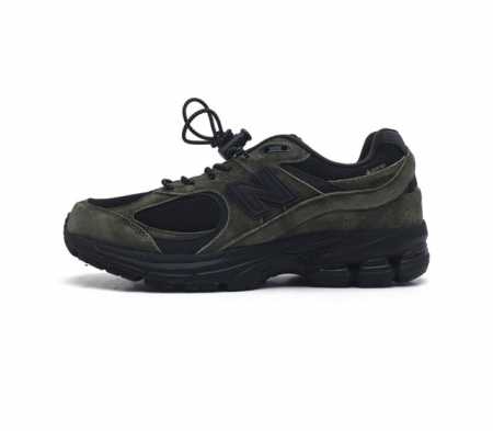 新百伦 New Balance 2002R 跑鞋 男女运动鞋厚底老爹鞋 沿袭了面世之初的经典科技 以 Encap 中底配以升级版 N-Ergy 缓震物料 鞋面则 - 点击图像关闭
