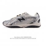 新品 新百伦 2025年新款 New Balance 204L 2025年夏季登场：复古薄底鞋重塑都市运动美学时尚运动跑步鞋，以复古薄底设计与室内足球鞋灵感，打