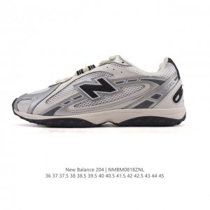新品 新百伦 2025年新款 New Balance 204L 2025年夏季登场：复古薄底鞋重塑都市运动美学时尚运动跑步鞋，以复古薄底设计与室内足球鞋灵感，打