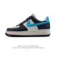 特价 耐克 Nike Air Force 1 '07 Low 空军一号含气垫 小白鞋 低帮百搭厚底增高休闲运动板鞋。柔软、弹性十足的缓震性能和出色的中底设计，横
