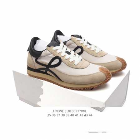 新品公司级 Loewe 罗意威 Ballet Runner 皮革 简约圆头 系带 低帮 运动休闲鞋这双鞋是Loewe新发布的Ballet Runner ，被誉为 - 点击图像关闭