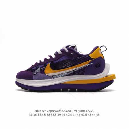 真标 耐克 Sacai X Nike Vaporwaffle 华夫三代3.0 走秀重磅联名款运动鞋 。鞋款由pegasus与vaporfly两款鞋型的设计元素共 - 点击图像关闭