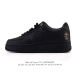 耐克 Nike Air Force 1 '07 Low 空军一号含气垫 小白鞋 低帮百搭厚底增高休闲运动板鞋。柔软、弹性十足的缓震性能和出色的中底设计，横跨复古