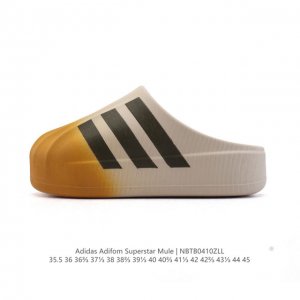 阿迪达斯 Adidas Originals Adifom Superstar 木屐鞋 鸭鸭鞋 潮男女运动板鞋 包头 拖鞋 凉鞋。鞋子由 50% 的天然和可再生材