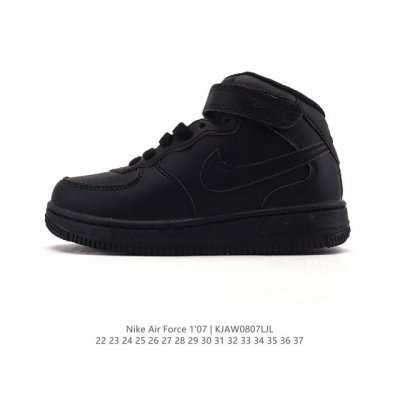 童鞋 耐克 Nike Air Force 1 ‘07 空军一号 小白鞋 Af1 中帮魔术贴百搭休闲运动板鞋。Nike Air Force 1 '07 Mid 空