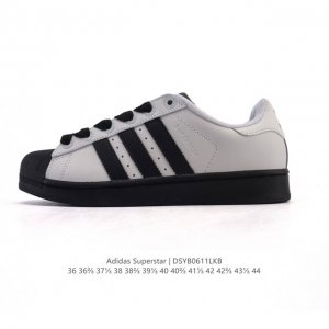 真标 阿迪达斯 Adidas Superstar 2025年新款鞋子 蛇年新款经典贝壳头系列 新款休闲板鞋潮流男女士运动鞋。鞋面柔软皮革拼接材质 标志性的贝壳鞋