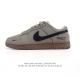 公司级 耐克 Nike Sb Dunk Low Pro 男女同款运动鞋复古板鞋，尽情迈步，彰显个性风采。采用柔软皮革鞋面，经久耐穿，塑就如元年款 Dunk 般的