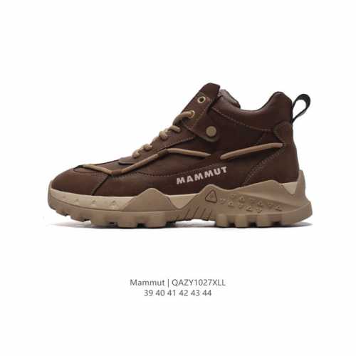 公司级 猛犸象MAMMUT登山鞋 马丁靴 厚底增高运动靴子 非常硬核得猛犸象登山鞋 . 采用了专业的鞋底设计，耐磨的橡胶大底和特殊的防滑纹路设计，无论是在崎岖的