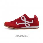 公司级 Loewe 罗意威 Ballet Runner 皮革织物拼接 简约圆头 系带 低帮 运动休闲鞋这双鞋是Loewe新发布的Ballet Runner ，被