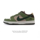 耐克 Nike Dunk Low 男女士运动鞋复古滑板鞋 Sb系列经典运动鞋 采用天然皮革 经久耐穿 塑就如元年款 Dunk 般的复古质感 鞋头透气孔 搭配鞋口
