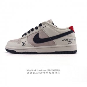 耐克 Nike Dunk Low Retro 运动鞋经典复古滑板鞋。作为 80 年代经典篮球鞋款，起初专为硬木球场打造，后来成为席卷街头的时尚标杆，现以经典细节