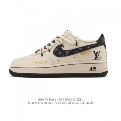 耐克 Nike Air Force 1 '07 Low 空军一号含气垫 低帮 小白鞋 解构绑带 双鞋带 百搭厚底增高休闲运动板鞋。柔软、弹性十足的缓震性能和出色