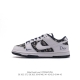 耐克 Nike Dunk Low 运动鞋复古板鞋 解构绑带 双鞋带，尽情迈步，彰显个性风采。采用天然皮革，经久耐穿，塑就如元年款 Dunk 般的复古质感。鞋头透