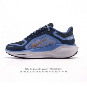 颠覆式升级！Nike 飞马新鞋 触感柔软，质感升级！随着“耐克 蓝图 系列”在巴黎的盛大发布，全新一代 登月41代 Nike Pegasus 41运动老爹鞋也正
