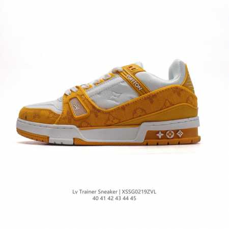 路易威登 Louis Vuitton Lv路易威登板鞋 时尚运动鞋 浮雕老花Logo 潮厚底增高鞋 。舒适防滑底和百搭性霸屏整个时尚娱乐圈，细节调整完美主义！采 - 点击图像关闭