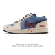 公司级 耐克 乔丹Air Jordan 1 Low Aj1 乔1 乔丹1代Aj1 低帮复古文化休闲运动篮球鞋。该鞋款从 1985 年元年款汲取设计灵感，焕新演绎