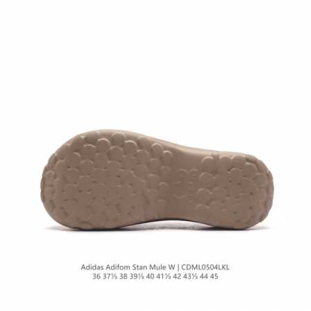 阿迪达斯 Adidas Adifom 夏季沙滩涉水百搭休闲拖凉拖鞋 超厚底增高女鞋包头凉拖鞋。采用超轻95% 注塑 Eva塑料,5%泡沫塑料发泡缓震物料成型鞋底 - 点击图像关闭