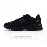 公司级 Newbalance 新百伦993系列美产老爹鞋总统经典复古运动鞋纽巴伦993总统慢跑鞋。卓越的舒适性与经典风格相得益彰，打造出我们的 Made In