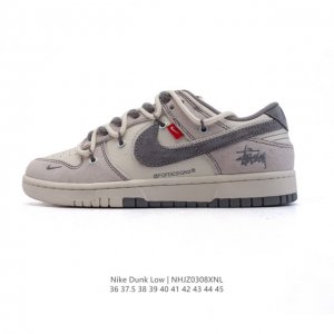 340 【公司级】耐克 Nike Dunk Low Retro 运动鞋复古板鞋 解构绑带 双鞋带。 作为 80 年代经典篮球鞋款，起初专为硬木球场打造，后来成为