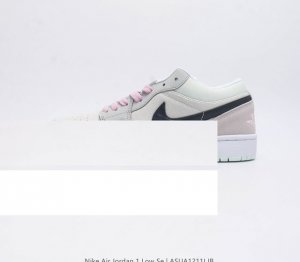 二层皮 耐克 乔丹air Jordan 1 Low Aj1 乔1 乔丹1代 低帮板鞋复古文化休闲运动篮球鞋 从1985 二层皮 二层皮年面世的元年款汲取设计灵感
