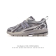 公司级 新百伦 New Balance M 6系列 复古运动鞋单品宝藏老爹鞋款。作为NB最经典的档案鞋型之一，与2002一样， 6有着NB最成熟的技术加持和复古