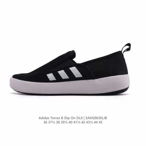 新品 Adidas 阿迪达斯正品B Slip-On Dlx男鞋，户外运动溯溪鞋Hp11240一脚蹬，夏日新宠！阿迪这款鞋绝了，第一眼看上去就有点老北京布鞋的感觉
