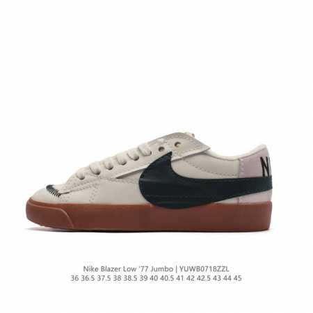 耐克 Nike Blazer Low '77 Jumbo 运动鞋，抓地板鞋，革新重塑经典街头人气鞋款，采用人气传统外观，巧搭大号耐克勾勾设计和宽大鞋带。柔软泡绵 - 点击图像关闭