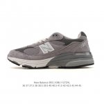公司级 Newbalance 新百伦993系列美产老爹鞋总统经典复古运动鞋纽巴伦993总统慢跑鞋。卓越的舒适性与经典风格相得益彰，打造出我们的 Made In