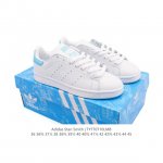 真标 阿迪达斯 Adidas 经典Y运动板鞋 新版本 Adidas Originals Stan Smith 厚底增高小白鞋！脚感新升级！整双鞋依旧是传统的低帮