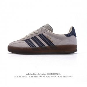 160 阿迪达斯 Adidas Originals Gazelle Indoor复古三叶草防滑透明橡胶板鞋经典运动鞋。这款经典鞋,忠于原版设计,缀撞色三条纹和鞋