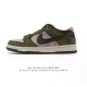 真标 耐克 Nike Dunk Low 男女士运动鞋复古滑板鞋 Sb系列经典运动鞋，采用天然皮革，经久耐穿，塑就如元年款 Dunk 般的复古质感。鞋头透气孔，搭