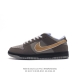 真标 耐克 Nike Sb Dunk Low Pro 男女同款运动鞋复古板鞋，尽情迈步，彰显个性风采。采用柔软皮革鞋面，经久耐穿，塑就如元年款 Dunk 般的复
