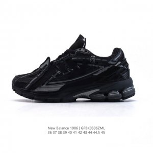 220 【公司级】新百伦 New Balance M1906系列 复古运动鞋单品宝藏老爹鞋款。作为Nb最经典的档案鞋型之一，与2002一样，1906有着Nb最成