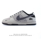 200 【公司级】耐克 Nike Dunk Low Retro 运动鞋复古板鞋，作为 80 年代经典篮球鞋款，起初专为硬木球场打造，后来成为席卷街头的时尚标杆，