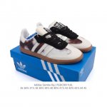 阿迪达斯 德训鞋 Adidas Originals Samba Og Shoes 经典运动鞋小白鞋 T头鞋 男女鞋 彰显休闲摩登风情的时尚经典鞋。它诞生于50年