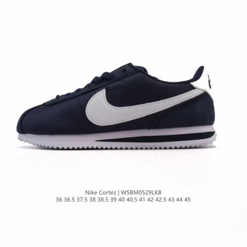 Nike Classic Cortez Nylon 耐克阿甘鞋男女子运动鞋。秉承元年款经典风格，糅合防水鞋面设计，令双足保持干爽舒适。防水锦纶鞋面强势抵御风雨侵