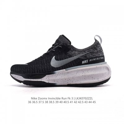 耐克 Nike Zoomx Invincible Run Fk 3 机能风格运动鞋 厚底增高老爹鞋。最新一代的Invincible 第三代来了！首先鞋面采用的是