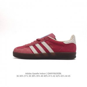 公司级 阿迪达斯 Adidas Originals Gazelle Indoor 复古三叶草防滑透明橡胶板鞋经典运动鞋。这款经典鞋,忠于原版设计,缀撞色三条纹和