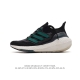 阿迪达斯 爆米花 男女鞋 Adidas Ultraboost 21低帮畅跑缓震回弹跑步运动鞋，Ultraboost 21以全新的外观示人。此次采用全新编制纹理的