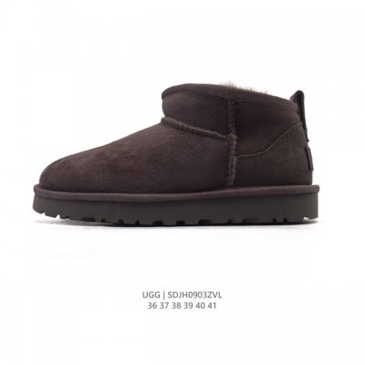 Ugg 雪地靴 俏皮可爱的百变造型， 美国轻奢品牌Ugg 平底系列冬季羊毛一体雪地休闲保暖毛毛家居棉鞋。官方同步包装 检验标 材料采用原厂防污防水皮料 防滑耐磨