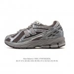 降价原价 元 新百伦 New Balance M1906系列 复古运动鞋单品宝藏老爹鞋款。作为Nb最经典的档案鞋型之一，与 2一样，1906有着Nb最成熟的技术
