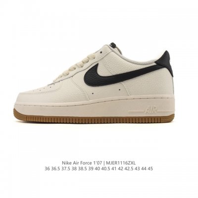 耐克 Nike Air Force 1 '07 Low 空军一号含气垫 低帮 小白鞋 百搭厚底增高休闲运动板鞋。柔软、弹性十足的缓震性能和出色的中底设计，横跨复