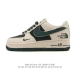 耐克 Nike Air Force 1 '07 Low 空军一号含气垫 低帮 小白鞋 百搭厚底增高休闲运动板鞋。柔软、弹性十足的缓震性能和出色的中底设计，横跨复