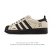 公司级 阿迪达斯 Adidas Superstar 2025年新款鞋子 经典贝壳头系列 新款休闲板鞋潮流男女士运动鞋 。鞋面皮革拼接材质 标志性的贝壳鞋头，简约